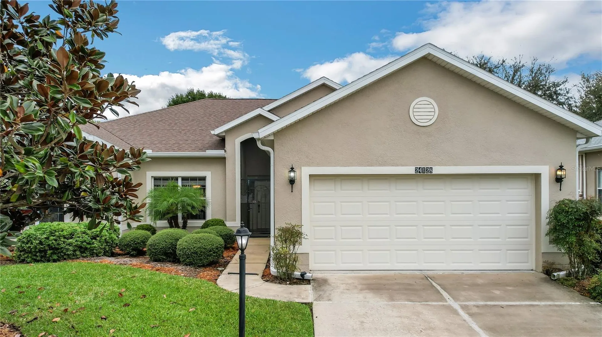 24128 Robinwood Street Leesburg FL 34748