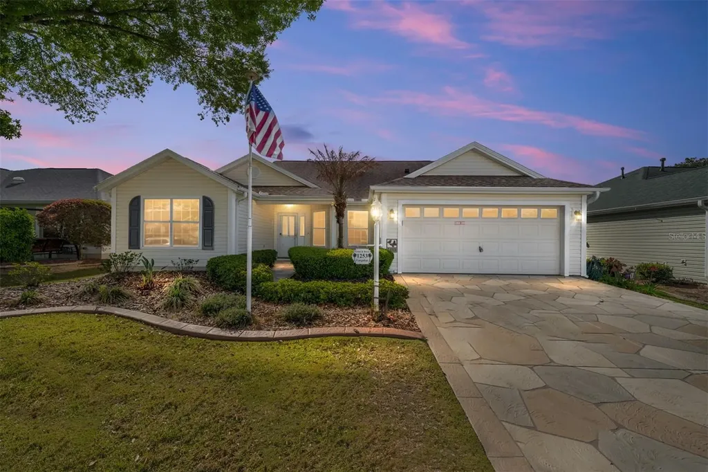1253 Greenville Way The Villages FL 32162