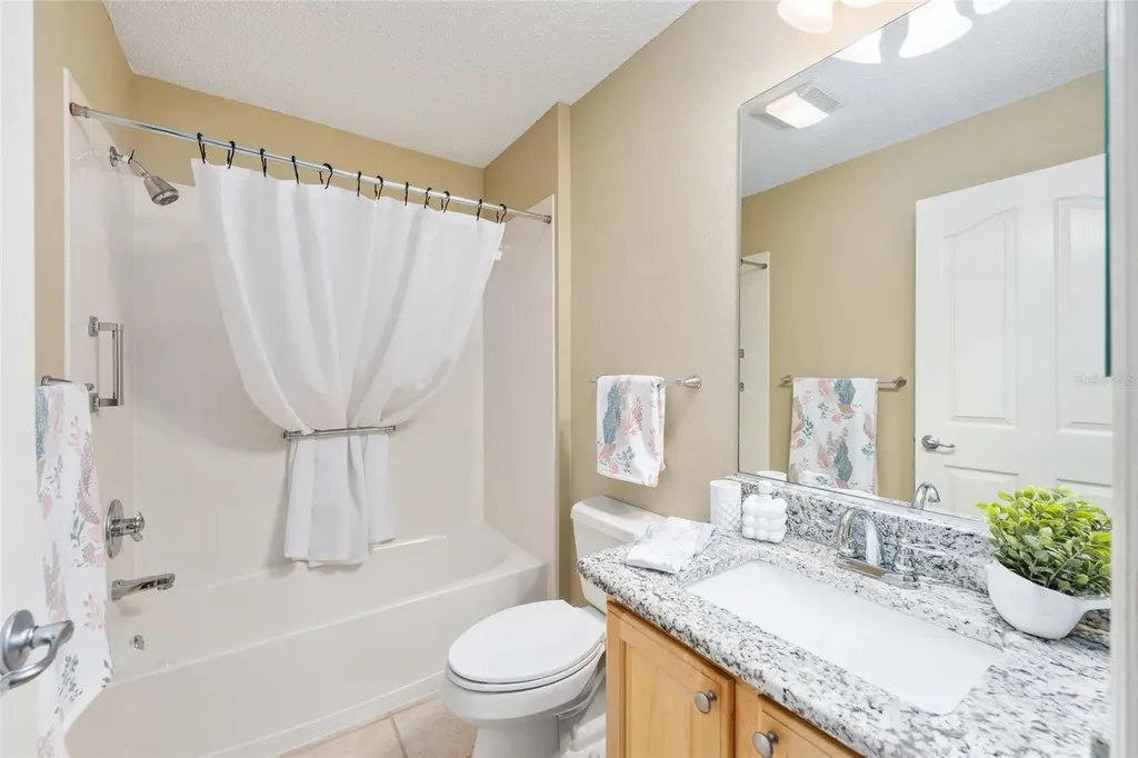 1253 Greenville Way The Villages FL 32162
