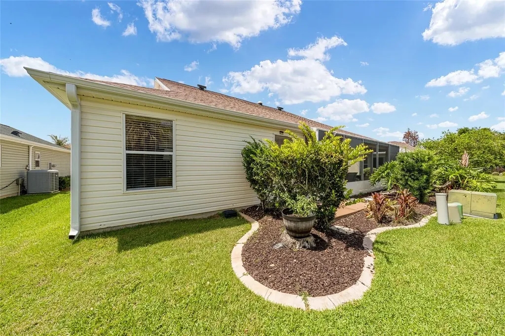 1253 Greenville Way The Villages FL 32162