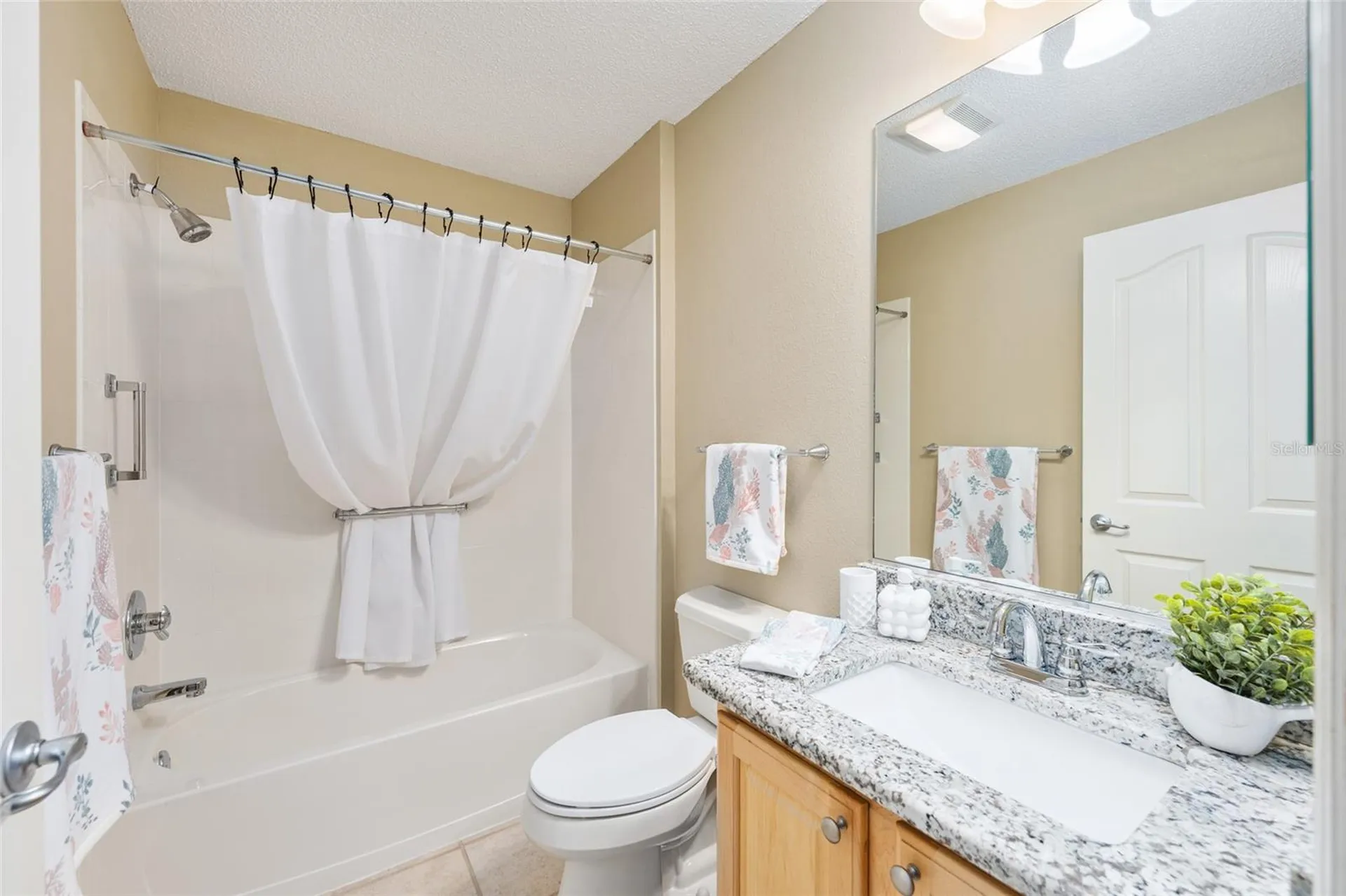 1253 Greenville Way The Villages FL 32162