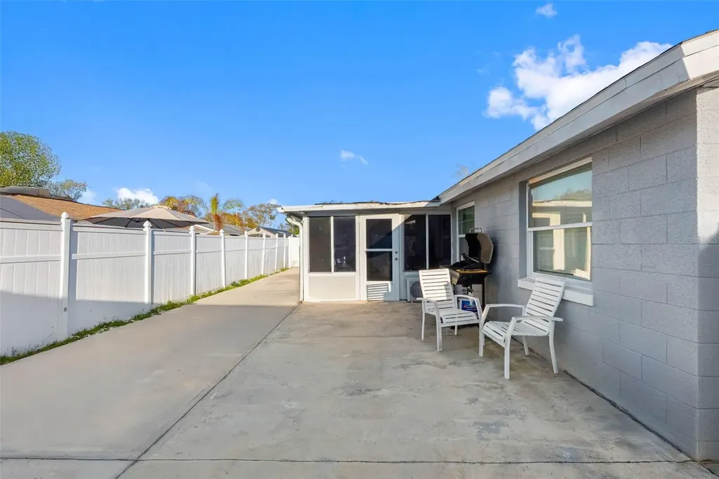 10113 Royal Acres Court Tampa FL 33615