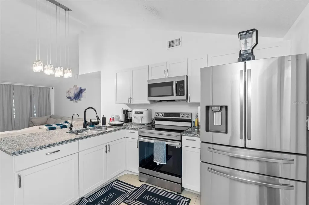 10113 Royal Acres Court Tampa FL 33615