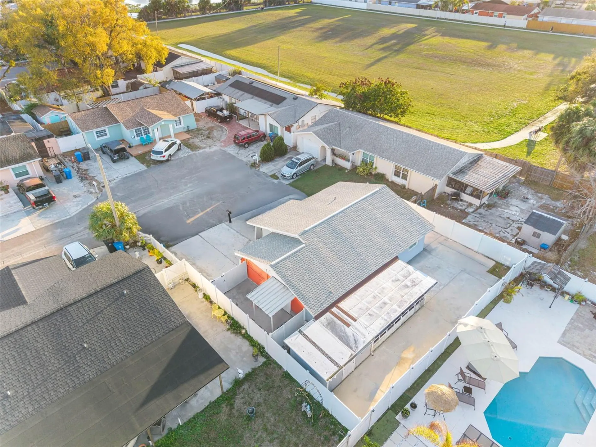 10113 Royal Acres Court Tampa FL 33615