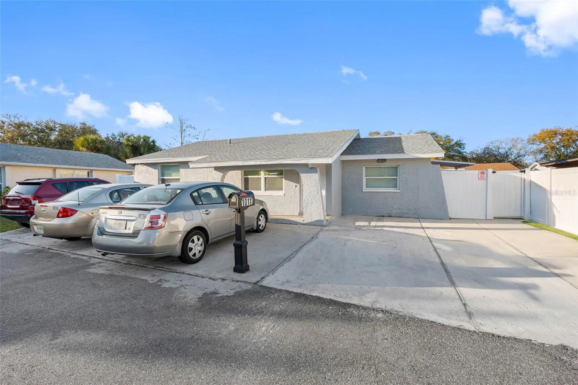 10113 Royal Acres Court Tampa FL 33615