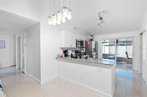 10113 Royal Acres Court Tampa FL 33615
