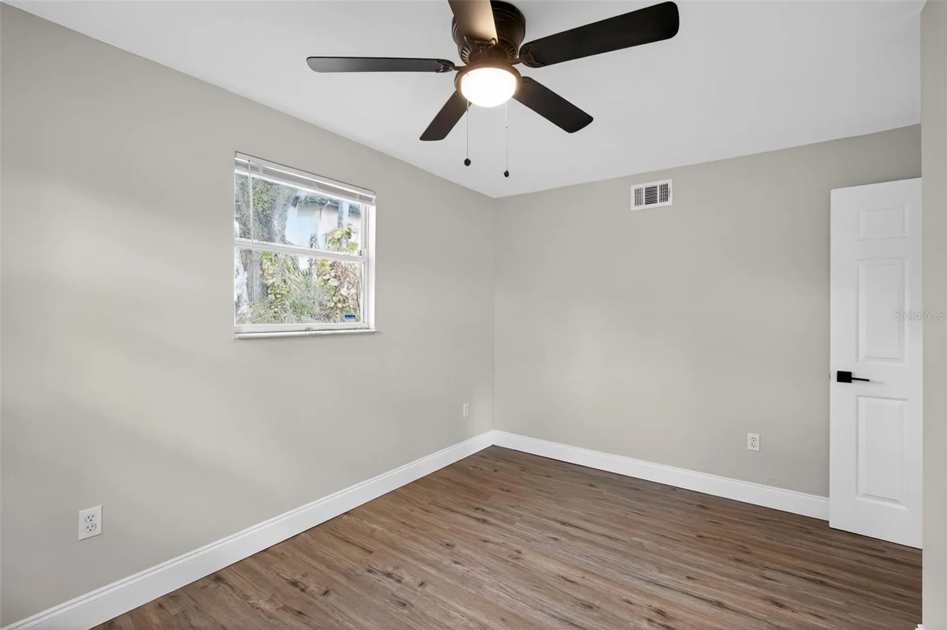 1724 E Mulberry Drive Tampa FL 33604