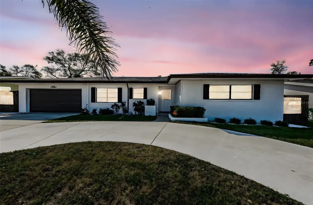 1613 Elizabeth Lane Clearwater FL 33755