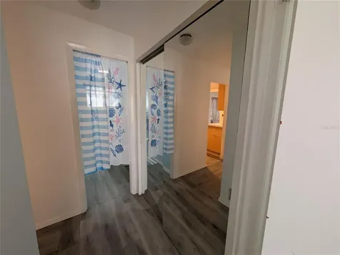 5929 Easy Street Bradenton FL 34207