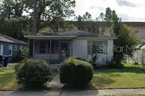 326 41st Avenue N St Petersburg FL 33703