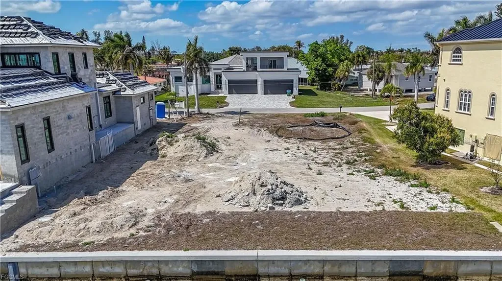 5929 SW 1st Avenue Cape Coral FL 33914