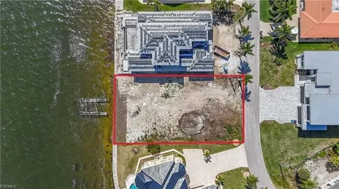 5929 SW 1st Avenue Cape Coral FL 33914
