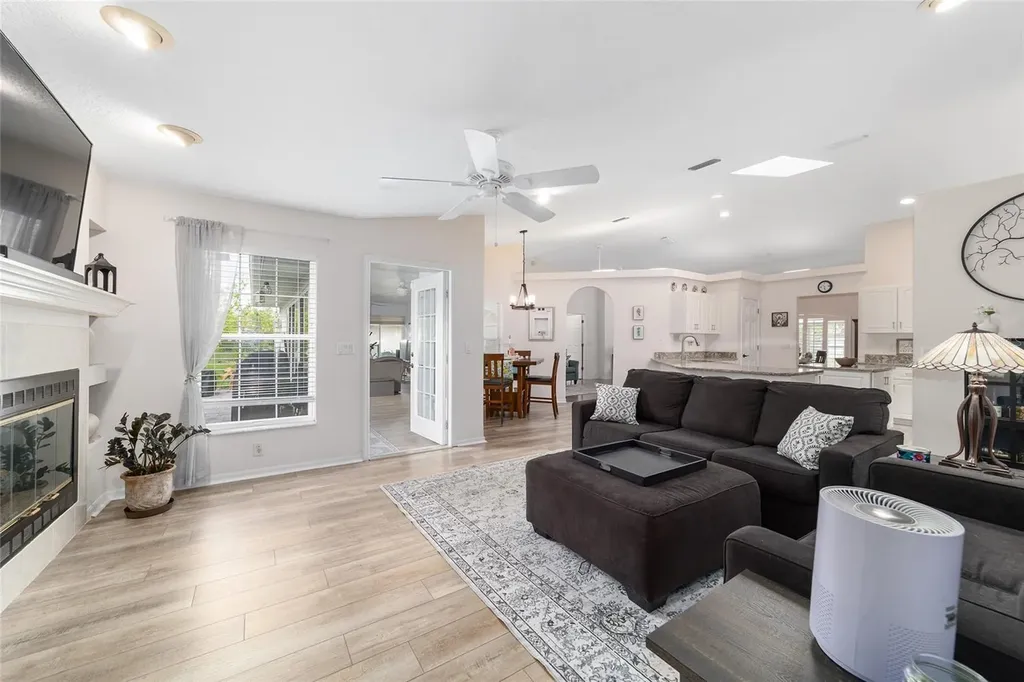 4718 NW 32nd Street Ocala FL 34482