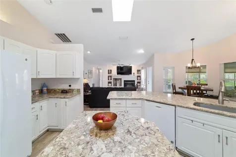 4718 NW 32nd Street Ocala FL 34482