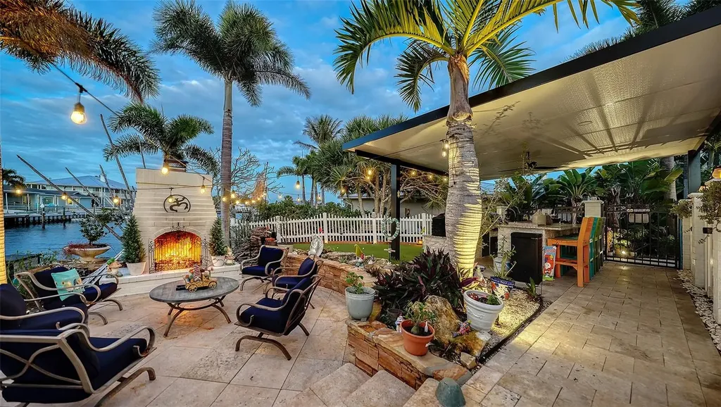 10432 Spoonbill Road W Bradenton FL 34209