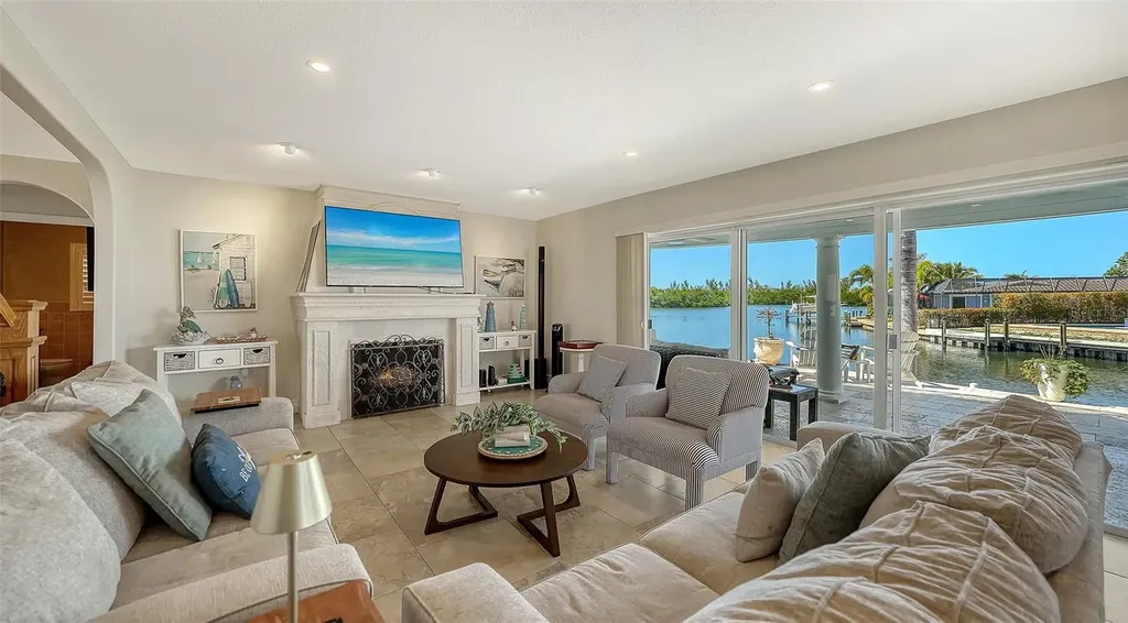 10432 Spoonbill Road W Bradenton FL 34209