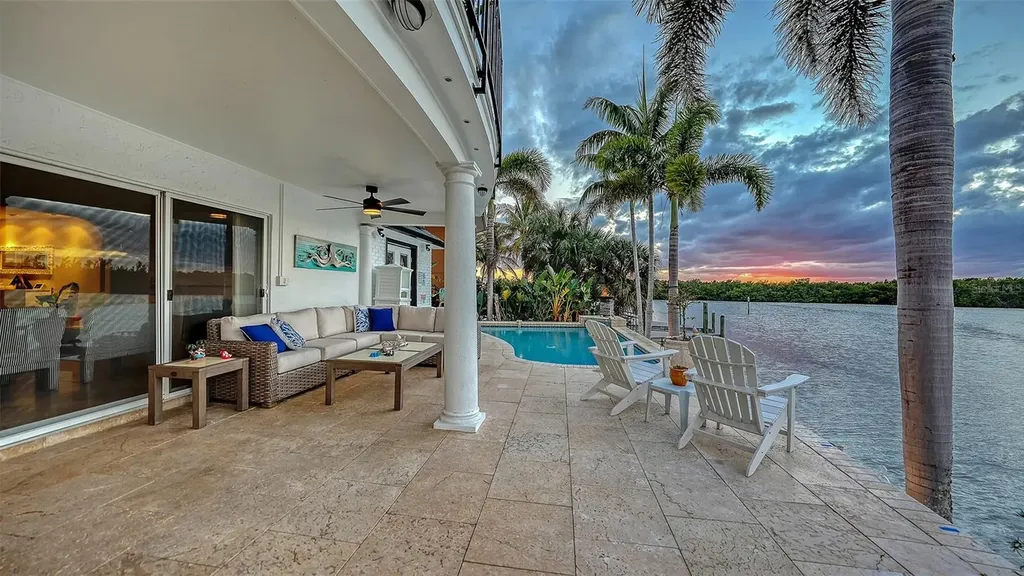 10432 Spoonbill Road W Bradenton FL 34209
