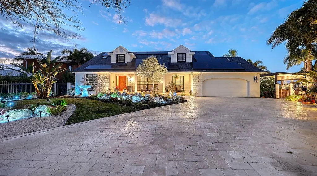 10432 Spoonbill Road W Bradenton FL 34209