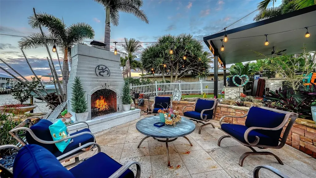 10432 Spoonbill Road W Bradenton FL 34209