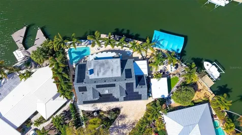 10432 Spoonbill Road W Bradenton FL 34209