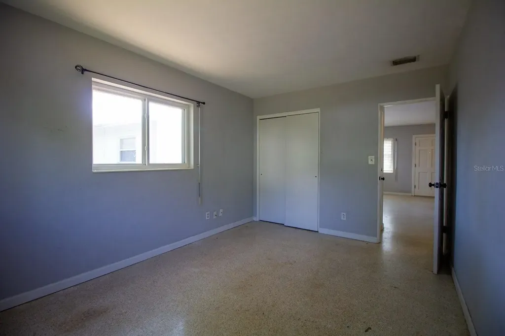 325 42nd Avenue N St Petersburg FL 33703