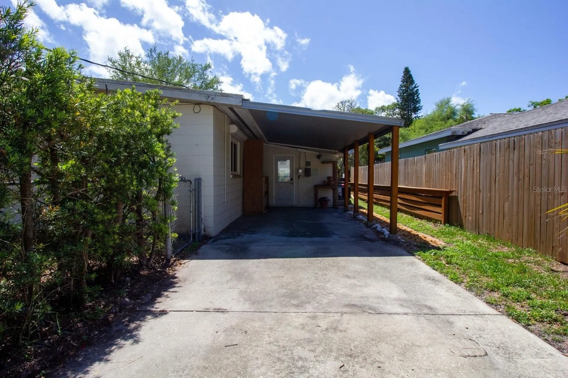 325 42nd Avenue N St Petersburg FL 33703