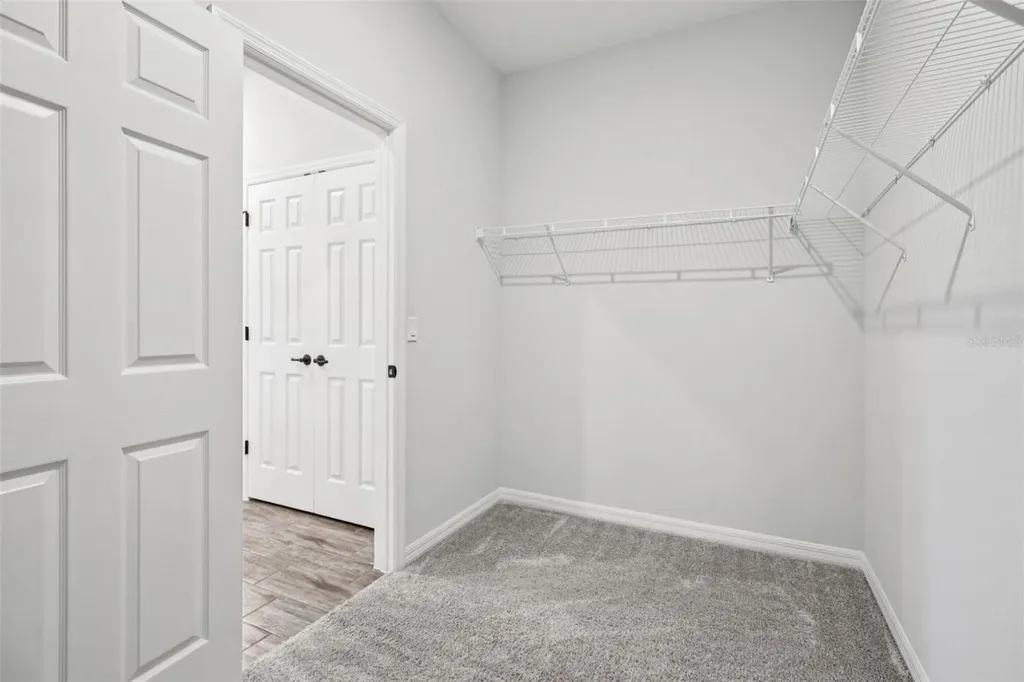 3360 Curlew Avenue Leesburg FL 34748