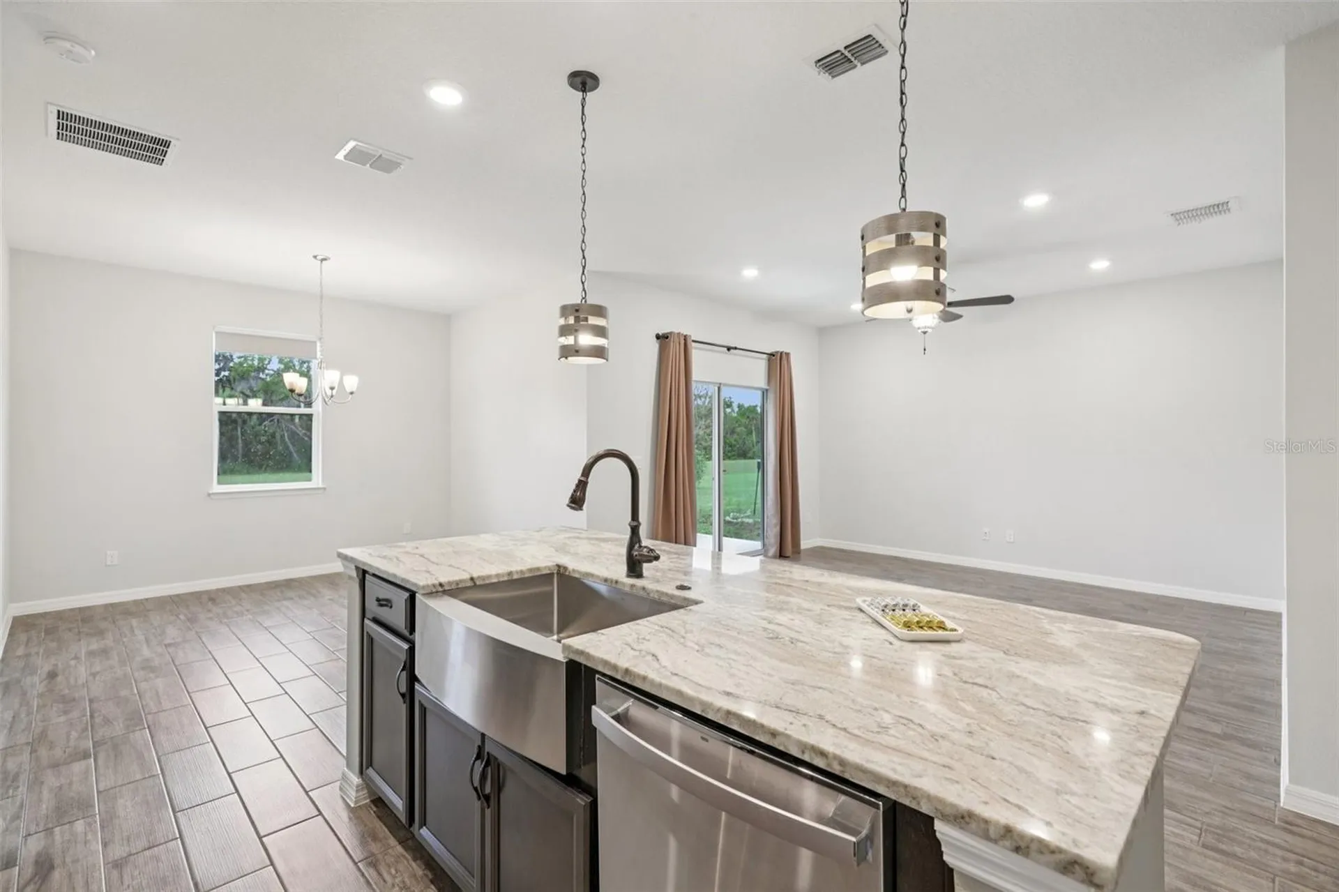 3360 Curlew Avenue Leesburg FL 34748