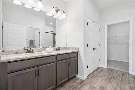 3360 Curlew Avenue Leesburg FL 34748