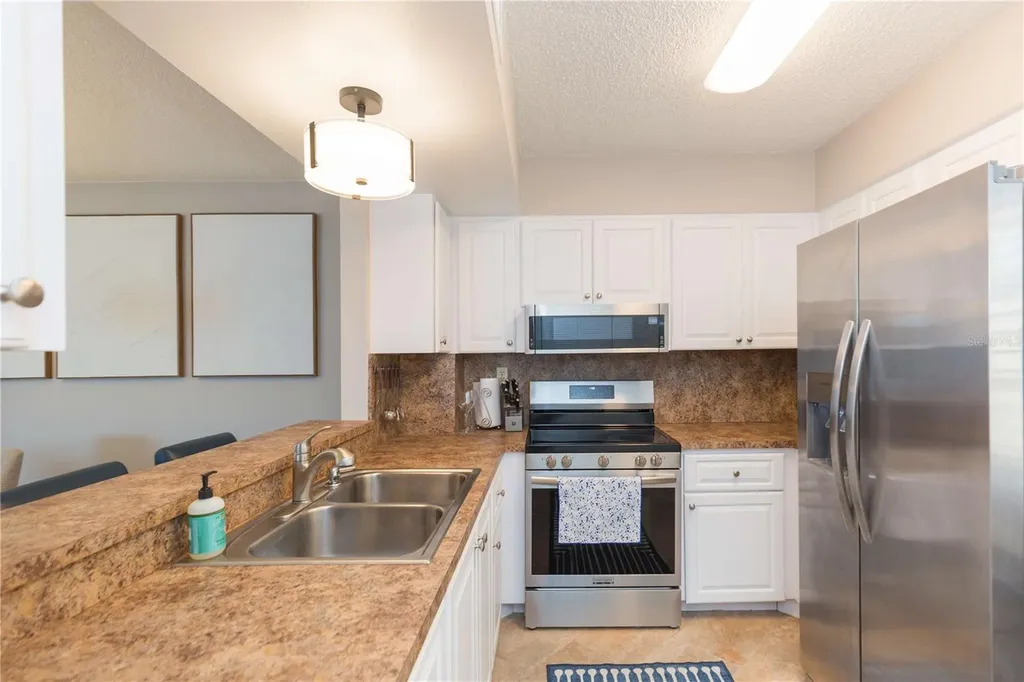 5729 Puerta Del Sol Boulevard S St Petersburg FL 33715