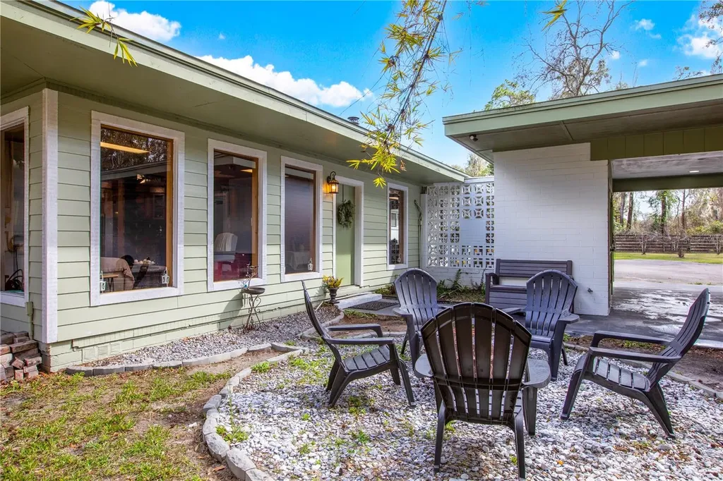 12182 SW State Road 45 Archer FL 32618