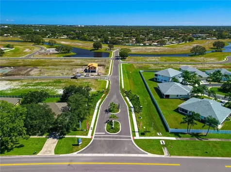 826 Castleford Avenue NE Palm Bay FL 32905
