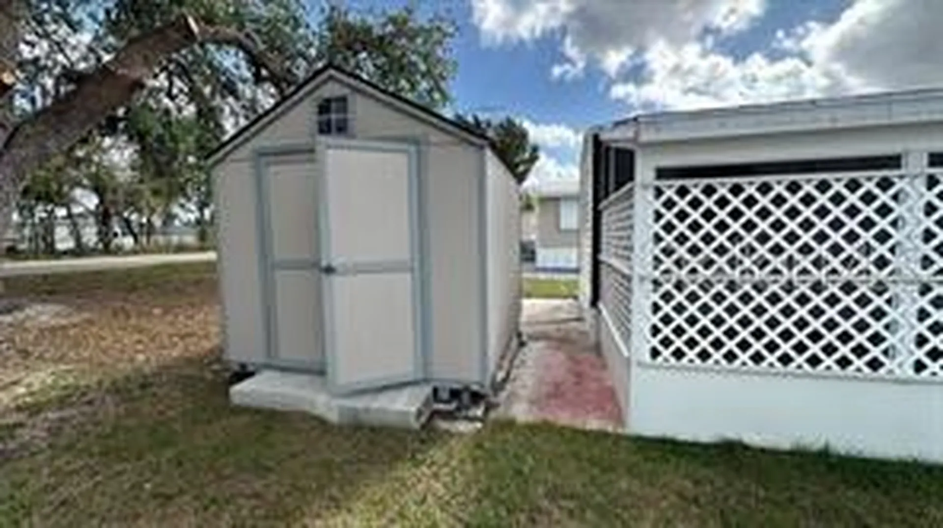 23 Fairview Drive N Haines City FL 33844