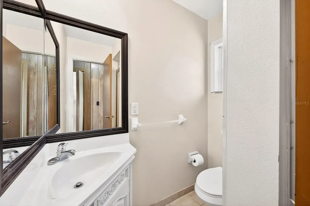 1565 Ensenada Drive Orlando FL 32825