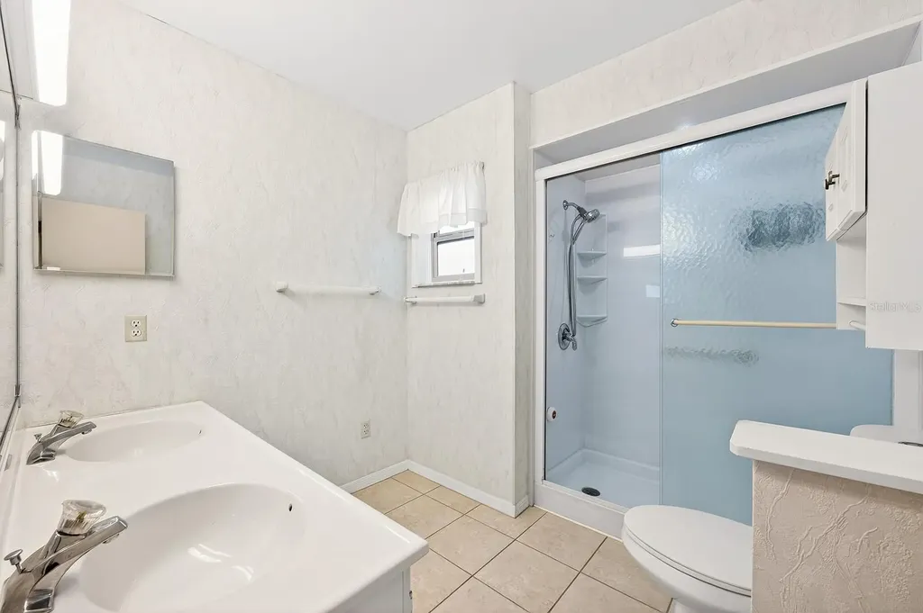 1565 Ensenada Drive Orlando FL 32825