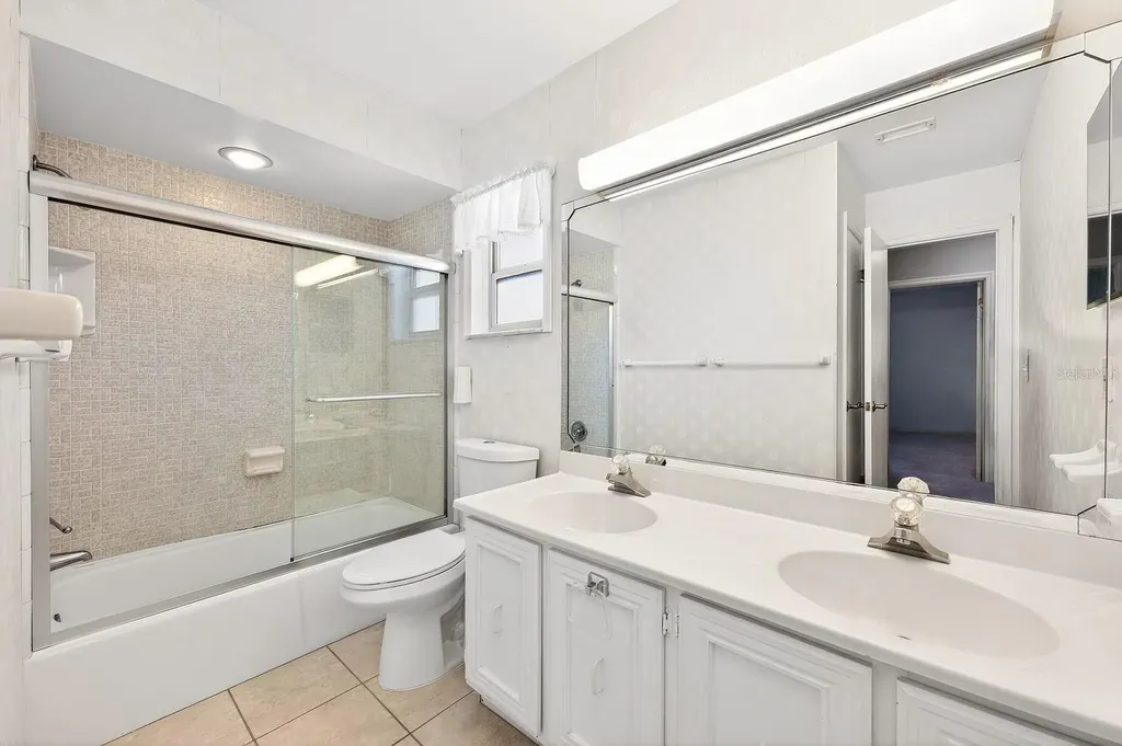 1565 Ensenada Drive Orlando FL 32825