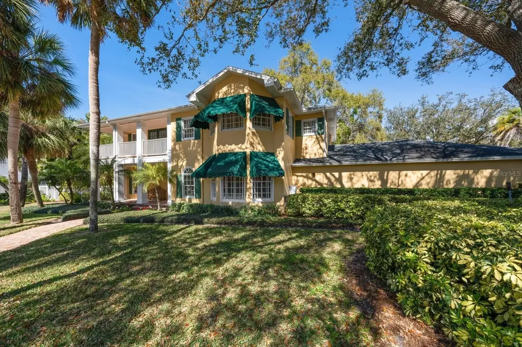 100 Sarasota Road Belleair FL 33756