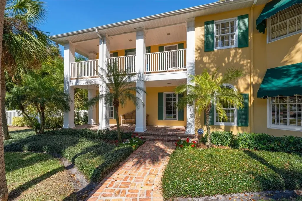 100 Sarasota Road Belleair FL 33756