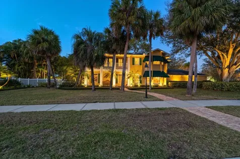100 Sarasota Road Belleair FL 33756