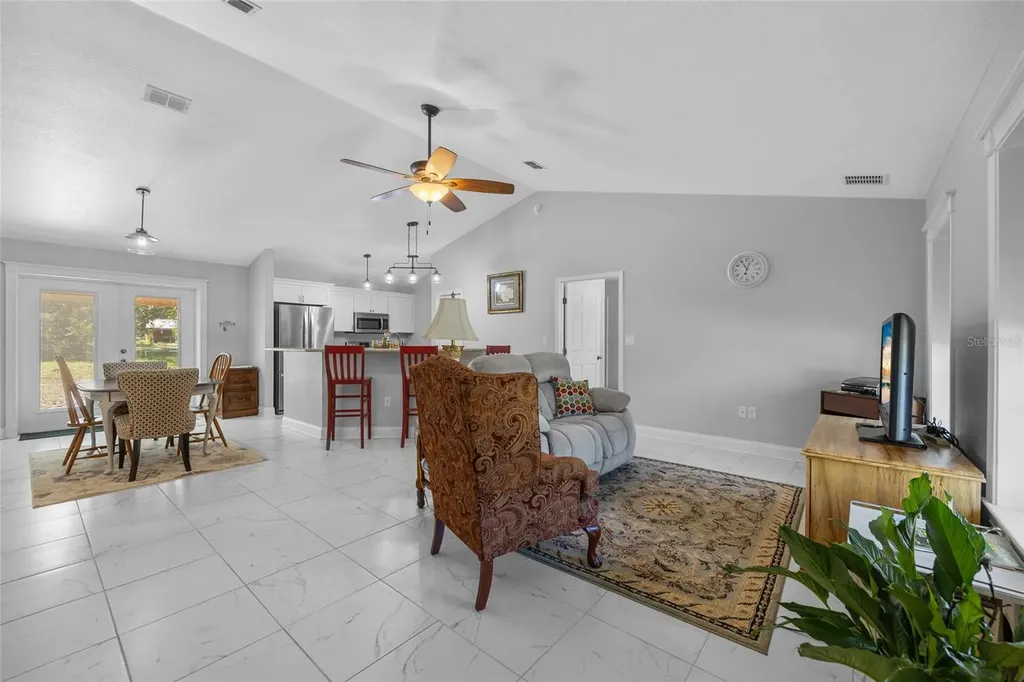 3109 E Bryant Avenue Bell FL 32619