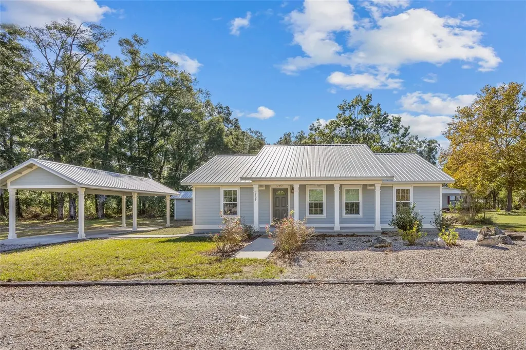 3109 E Bryant Avenue Bell FL 32619