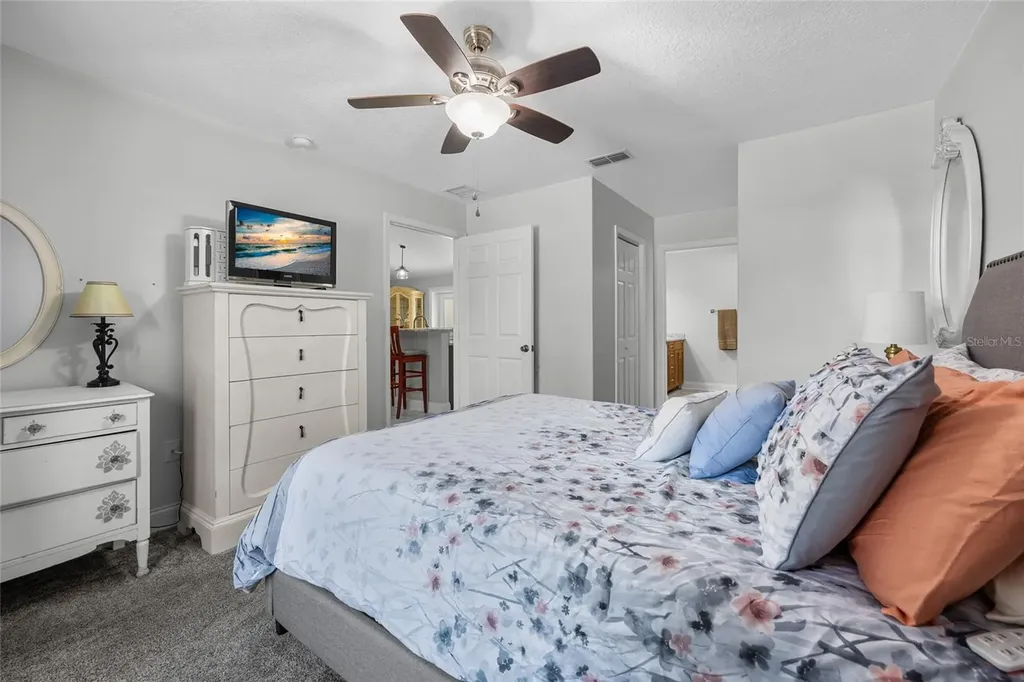 3109 E Bryant Avenue Bell FL 32619