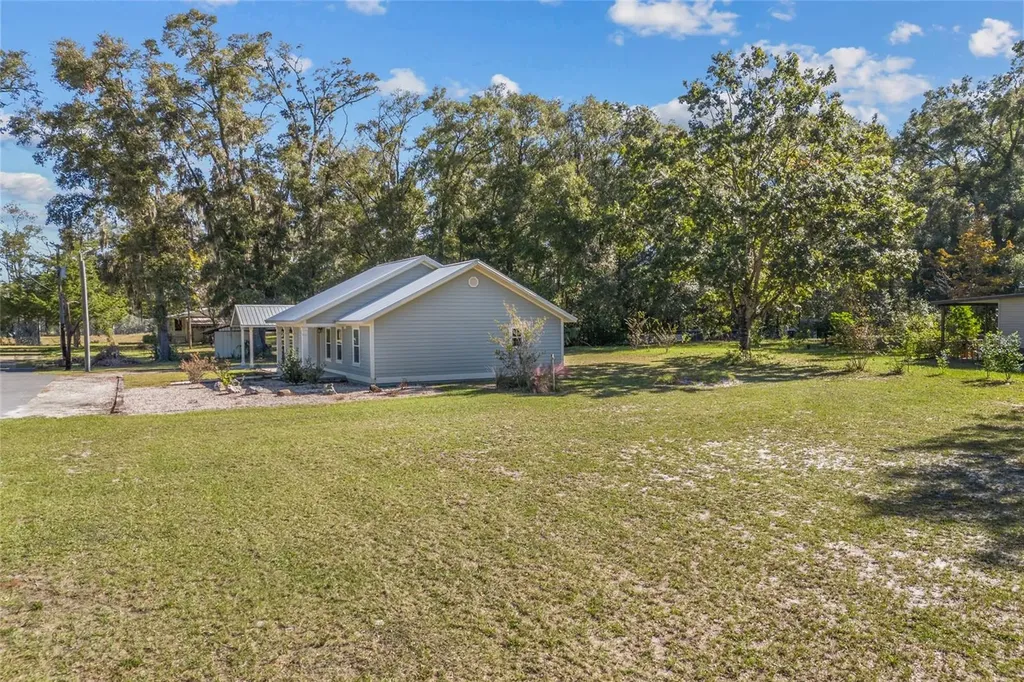 3109 E Bryant Avenue Bell FL 32619