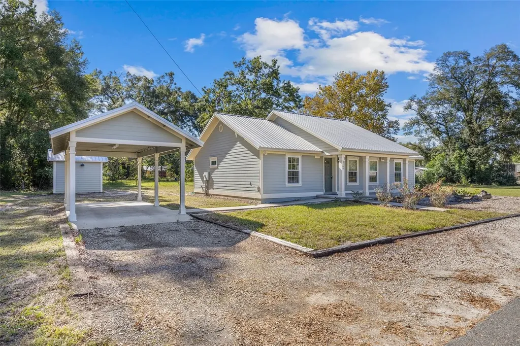 3109 E Bryant Avenue Bell FL 32619