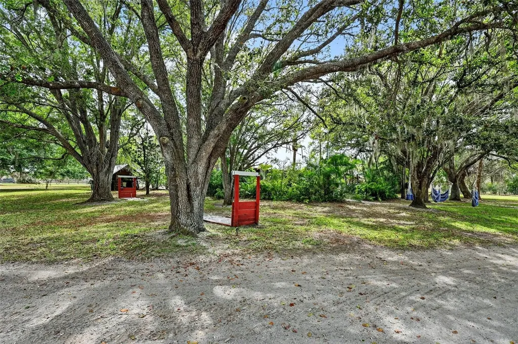 6888 Myakka Valley Trail Sarasota FL 34241