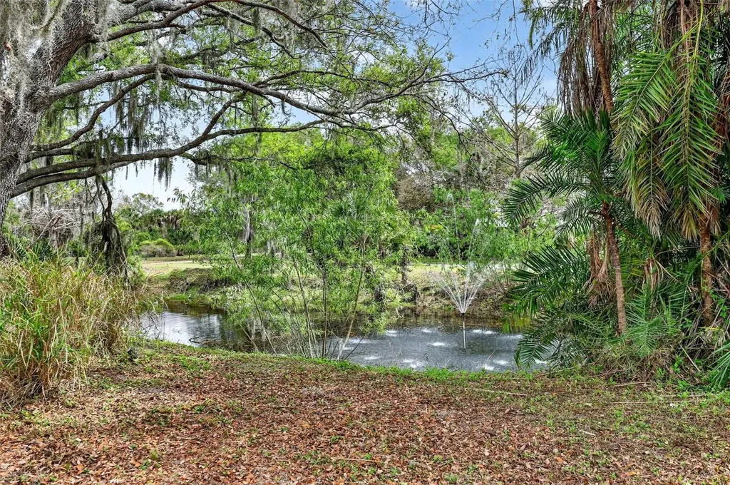 6888 Myakka Valley Trail Sarasota FL 34241
