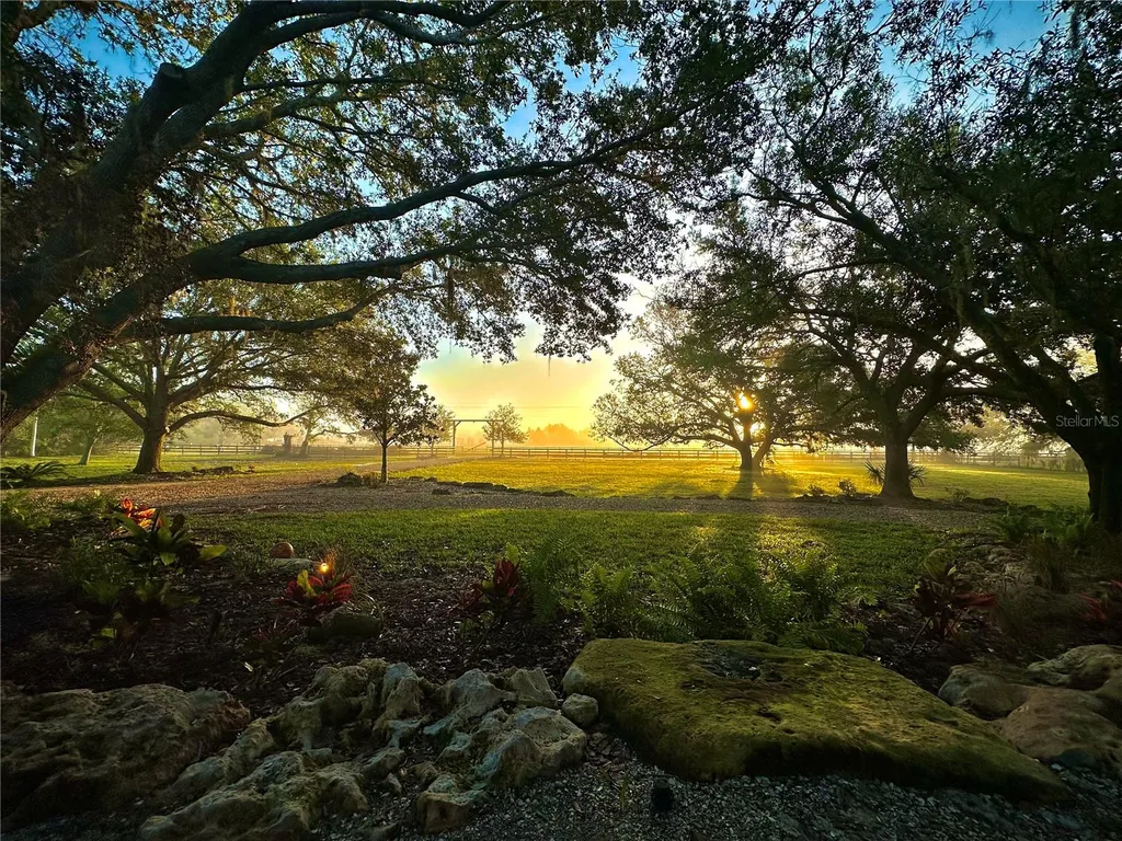 6888 Myakka Valley Trail Sarasota FL 34241
