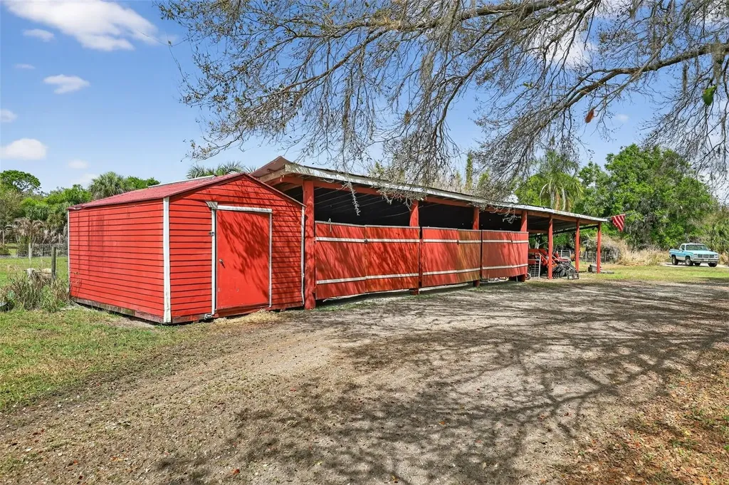 6888 Myakka Valley Trail Sarasota FL 34241