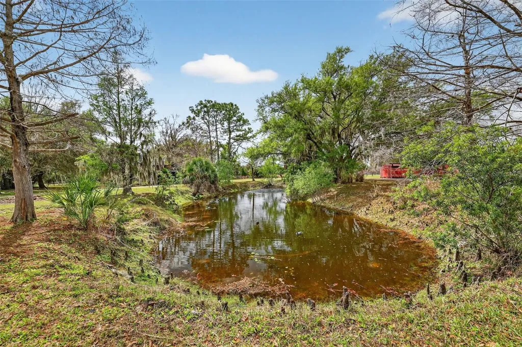 6888 Myakka Valley Trail Sarasota FL 34241