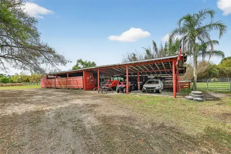 6888 Myakka Valley Trail Sarasota FL 34241